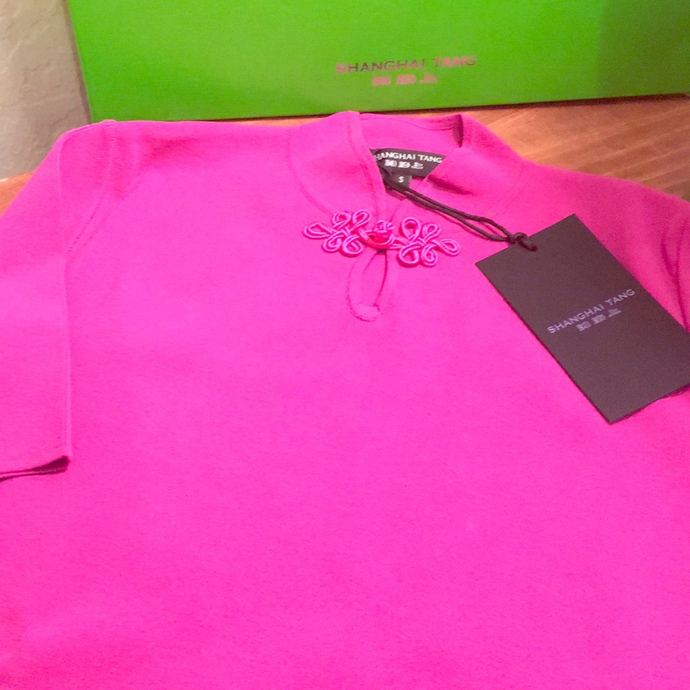 Shanghai Tang Fuchsia knot in small NWT